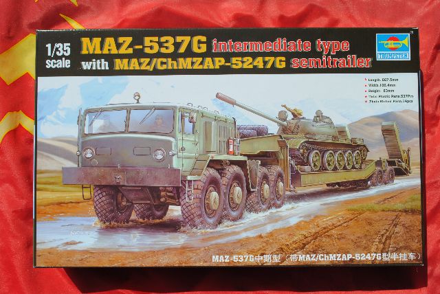 MAZ-537G intermédiate type with MAZ/chMZASP-5247G semitrailer TRUMPETER MAZ-537G intermédiate type with MAZ/chMZASP-5247G semitrailer TRUMPETER